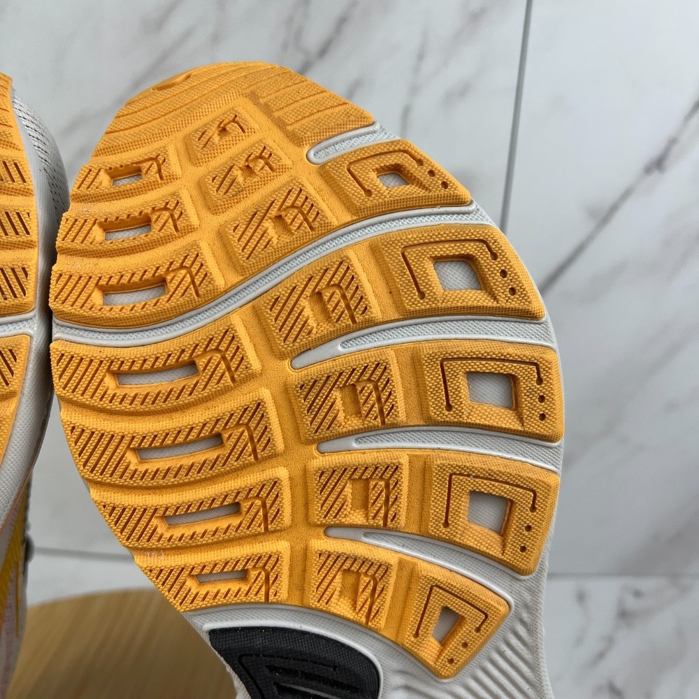 Brooks Ghost 17 Womens Size 9 2E X-WIDE Oyster Apricot Running Shoes 1204312E070 - Picture 9 of 12